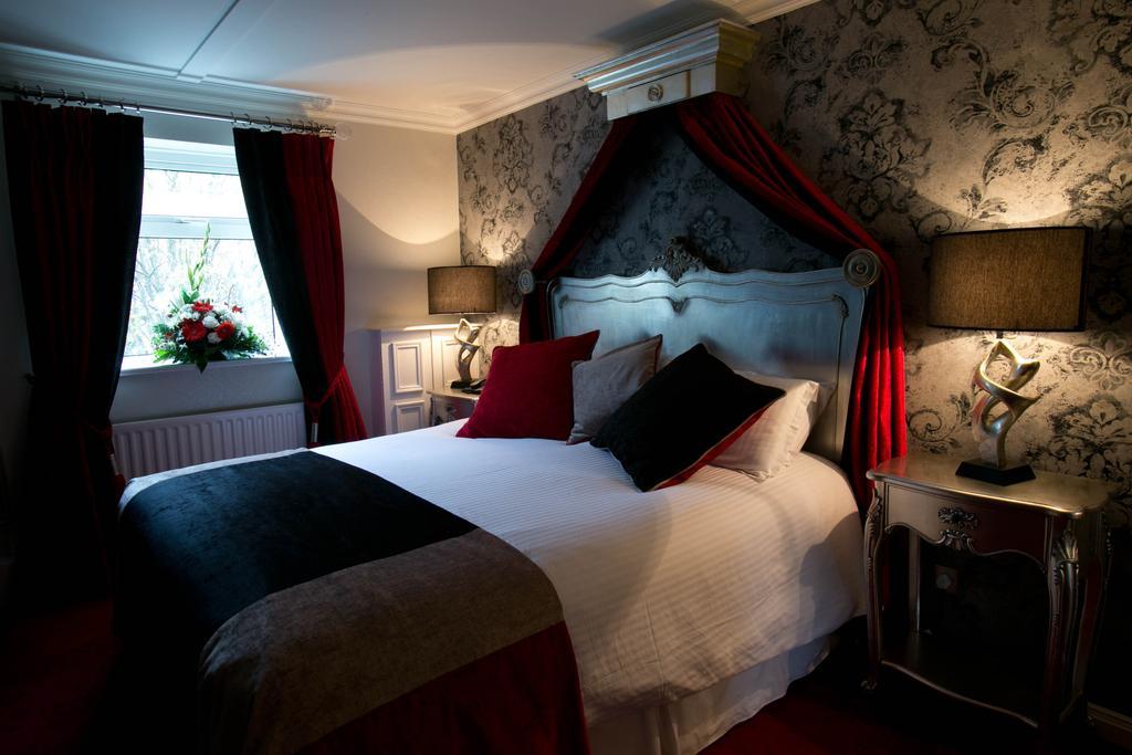 Greenvale Hotel Cookstown Room photo